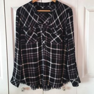 {RAILS} Frayed Hem Black Gray Plaid Shirt L